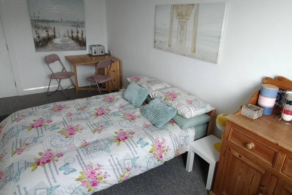 Guest Suite 50M From The Beach Bognor Regis Exterior foto